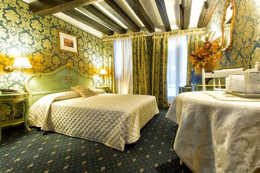 Ca' Della Loggia Bed and Breakfast Βενετία Εξωτερικό φωτογραφία
